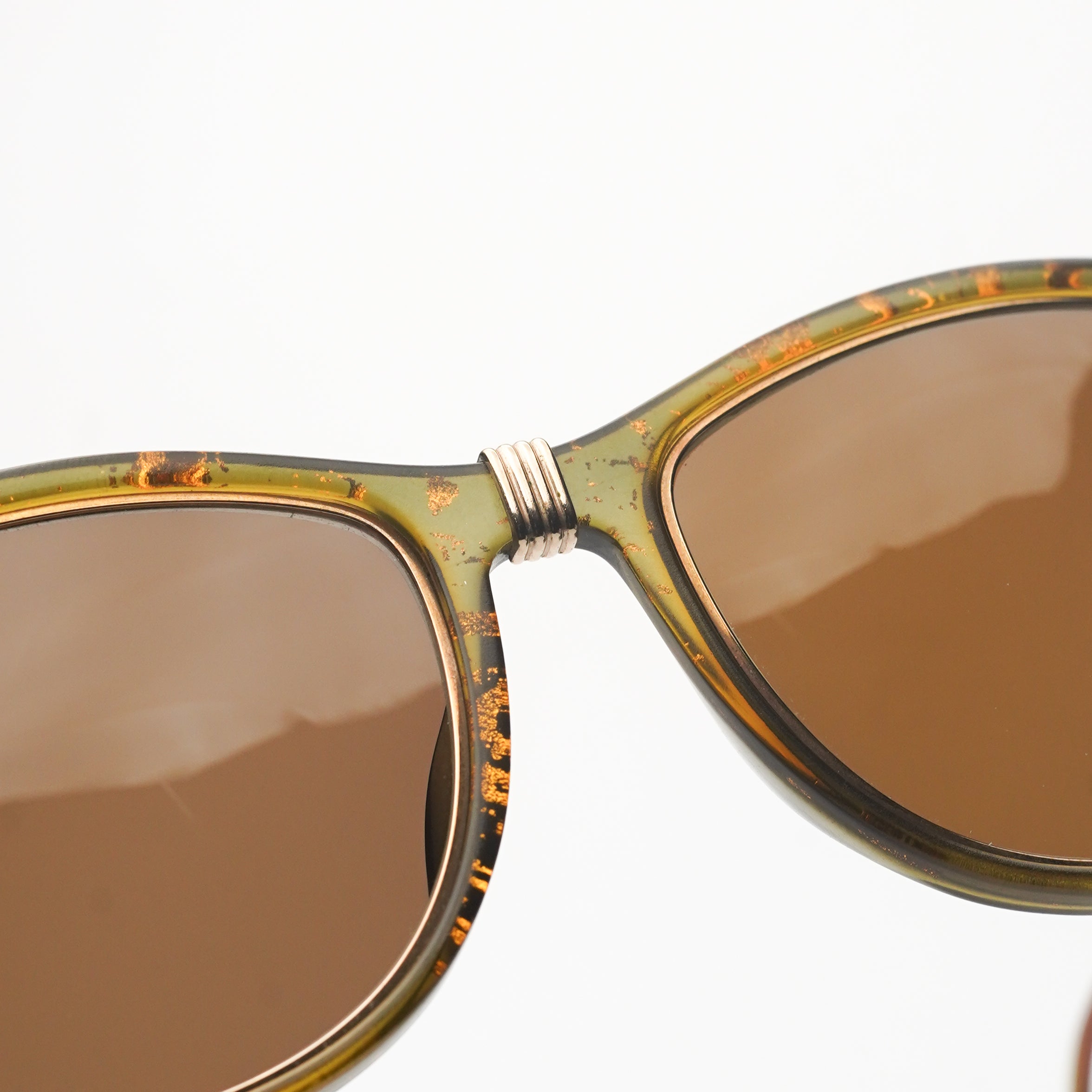 Christian Dior model 2557 20