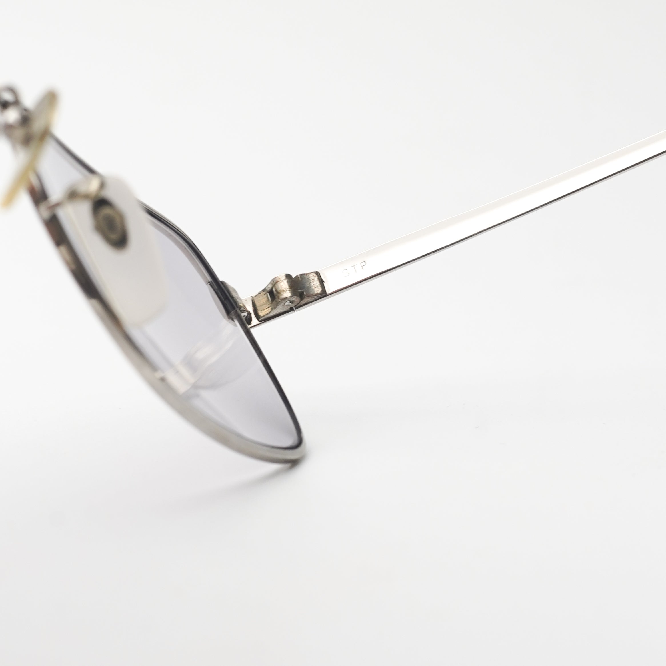 70’s JAPAN VINTAGE STP SUN PLATINUM FRAME NOS