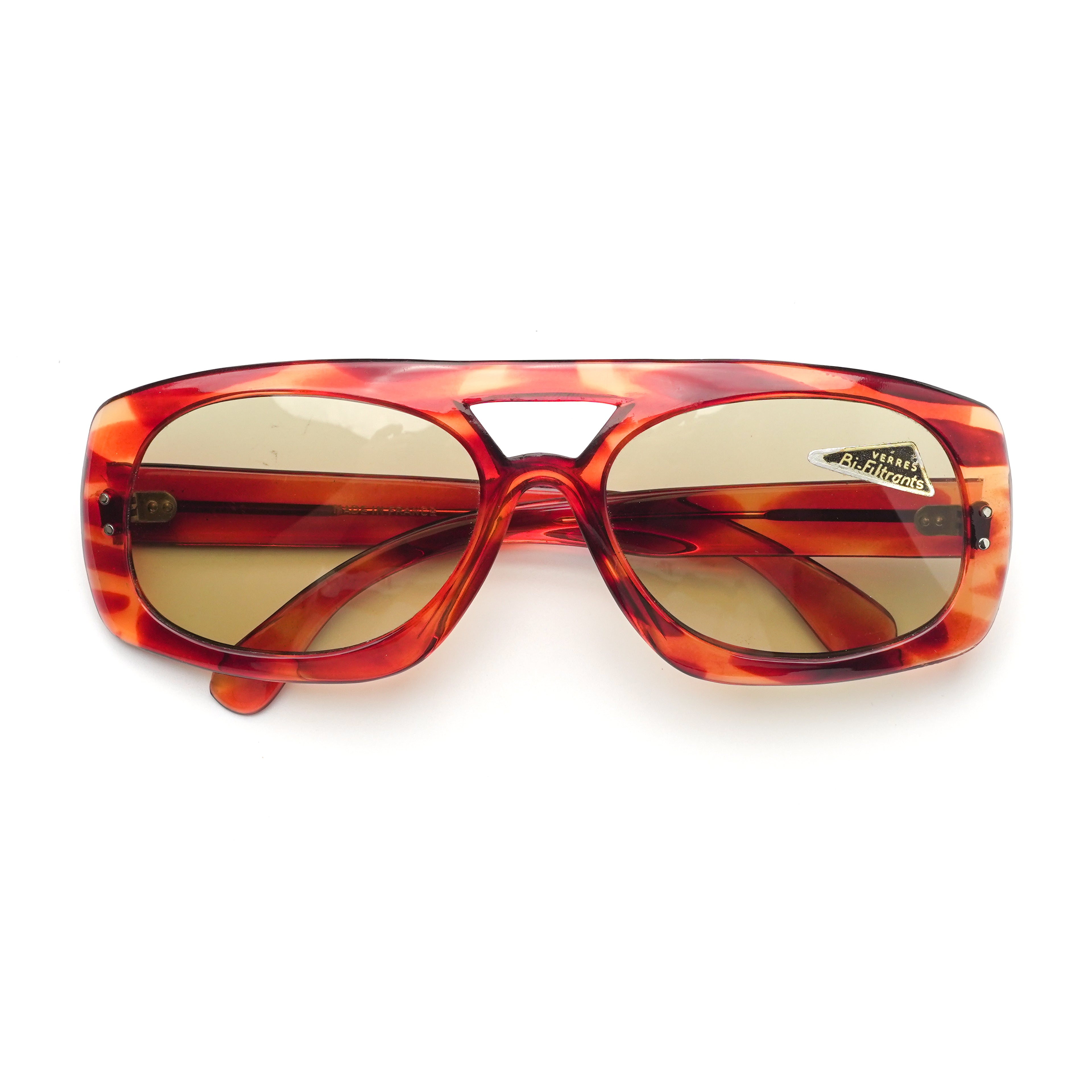 1960s VINTAGE SUNGLASSES MADE IN FRANCE NOS