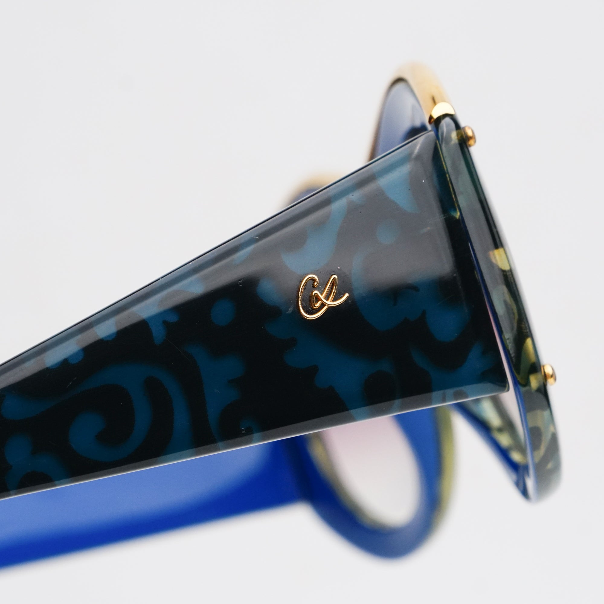 CHRISTIAN LACROIX 7316